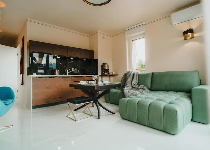 Swierkowy 14 Dolina Szczescia Invest Apartment *